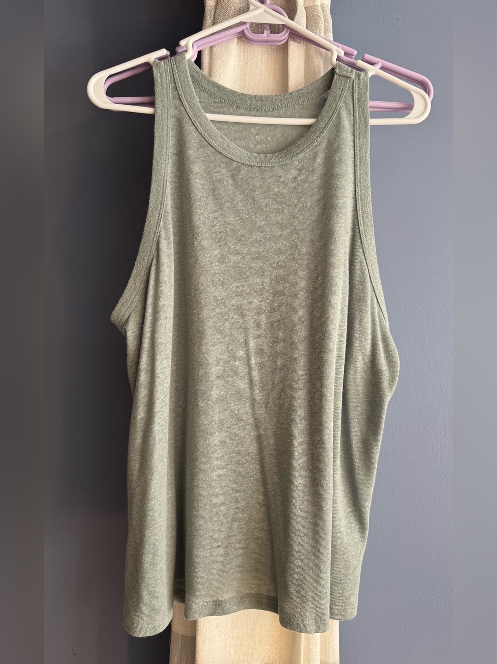 Sleeveless Scoop Neck Tank Top -  Green